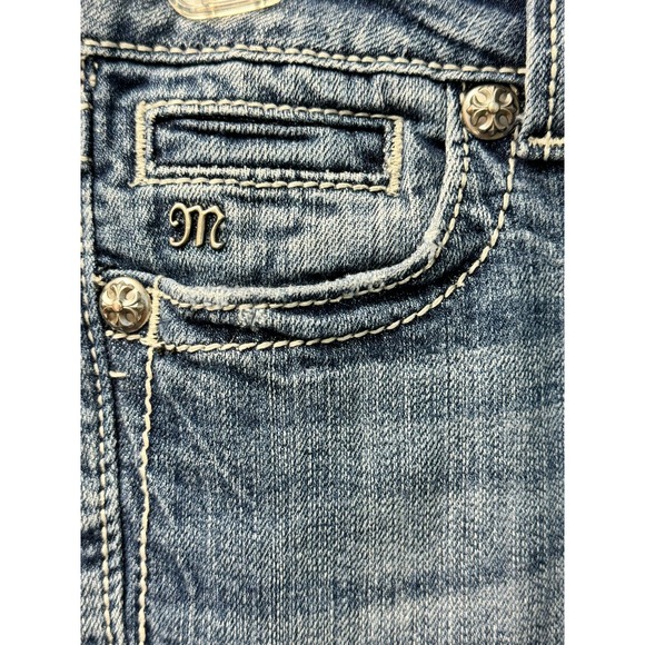 Miss Me Women's Capri Jeans Size 25 Medium Wash - Picture 3 of 13